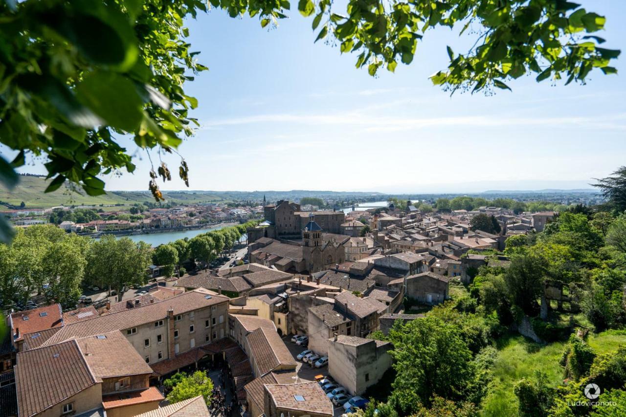 La Maison De Raphael Hotel Tournon-sur-Rhone Bagian luar foto